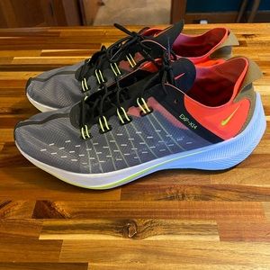 Nike Tennis Shoes